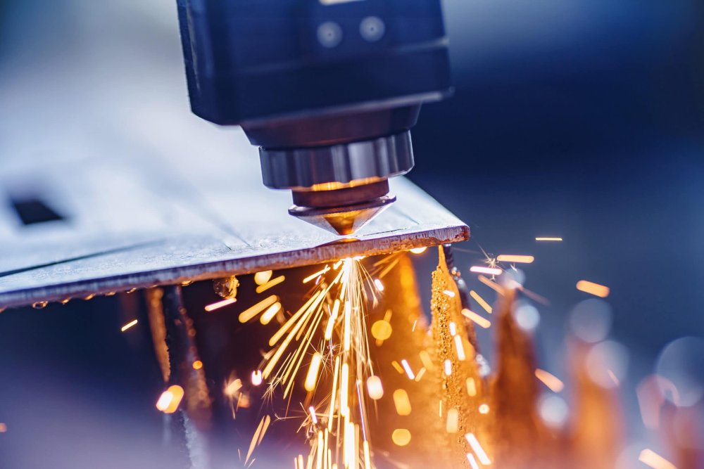 Laser cutting tube